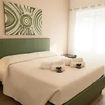 Hello Claudia Centro 4*