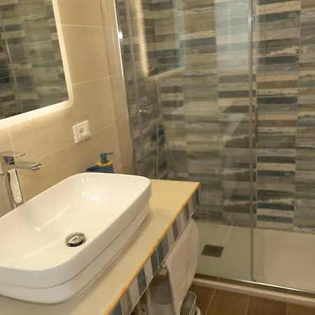 Pensión Hello Claudia Centro 4*