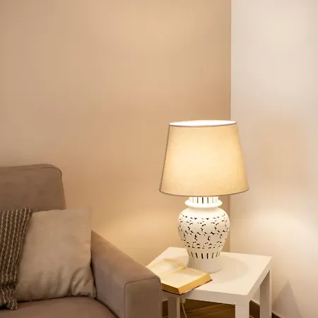 Hello Claudia Centro 로마