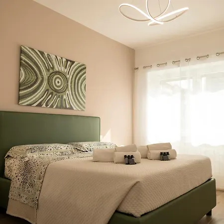 게스트하우스 Hello Claudia Centro 4*