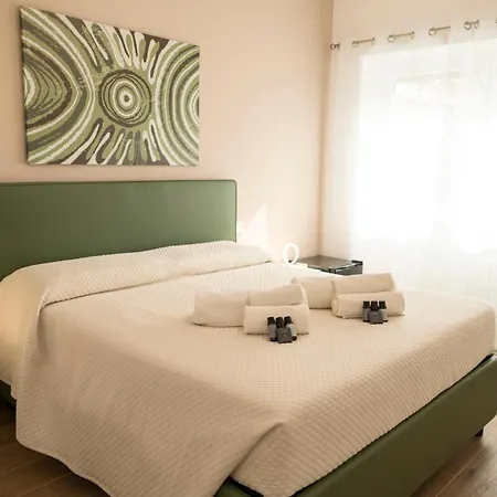 Hello Claudia Centro 4*