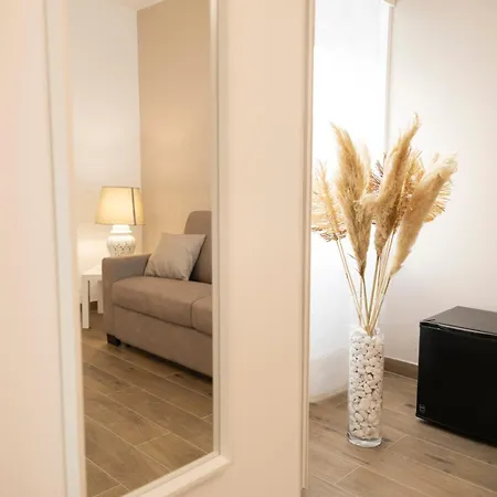 Hello Claudia Centro 4*