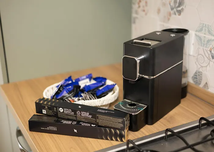 Hello Claudia Centro